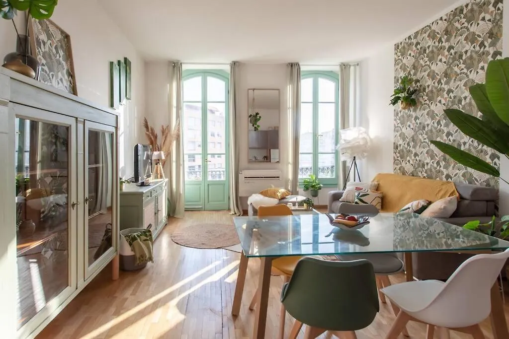 L40 2P Central 5Mins Old Town & Sea/Balcony & Ac Apartamento Nice